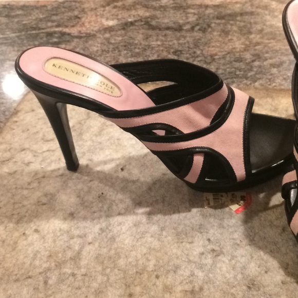 Kenneth Cole Pink/Black platform heels 8 1/2M - Picture 2 of 7